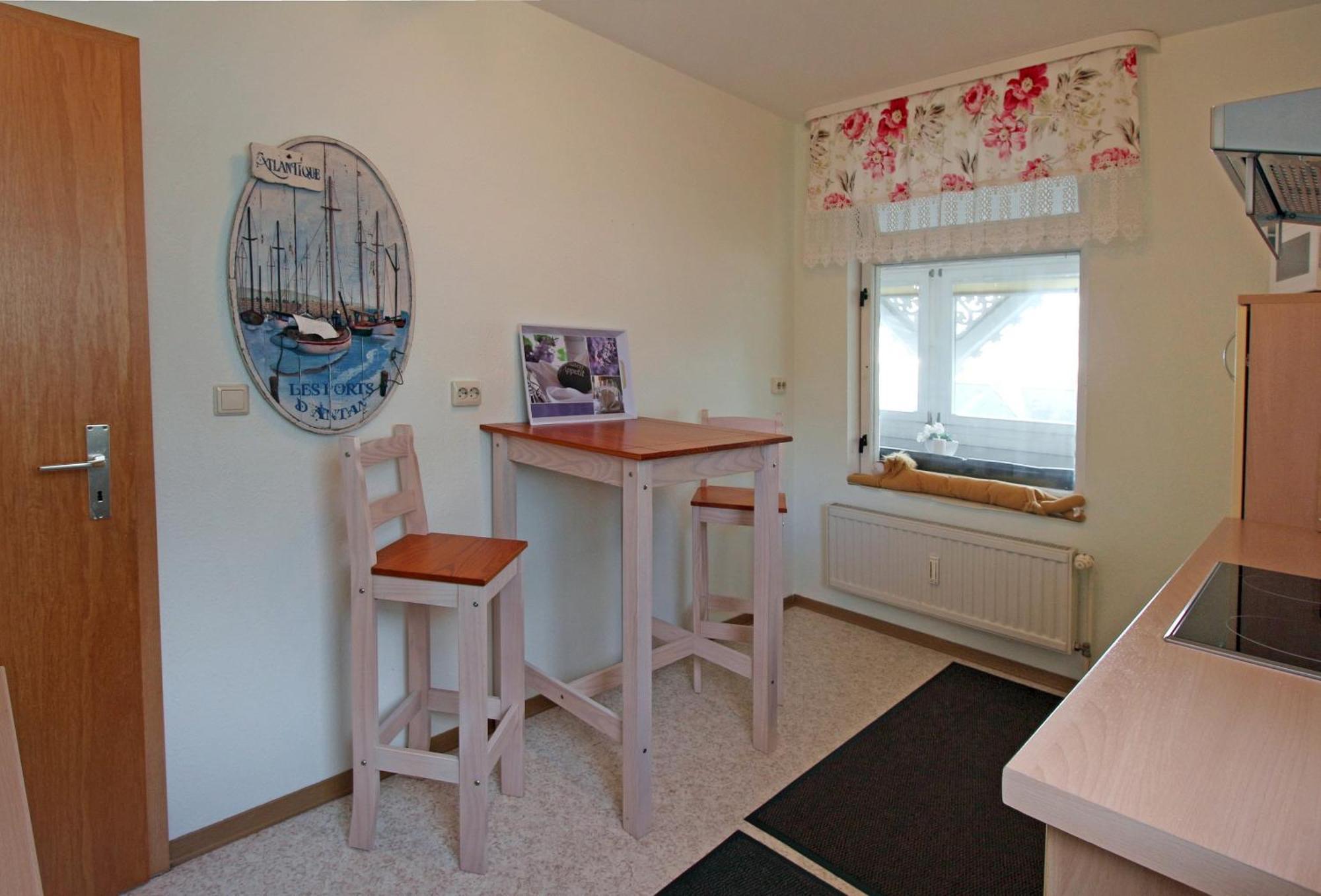 Villa Ostseelilie - Appartements Mit Balkon Und Meerblick Sassnitz Værelse billede