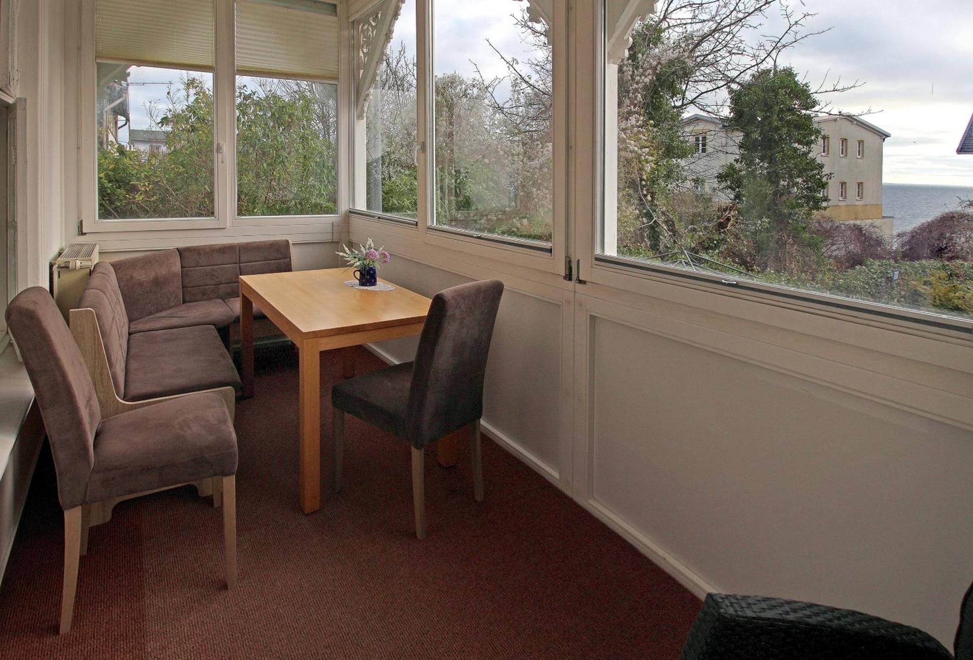 Villa Ostseelilie - Appartements Mit Balkon Und Meerblick Sassnitz Værelse billede