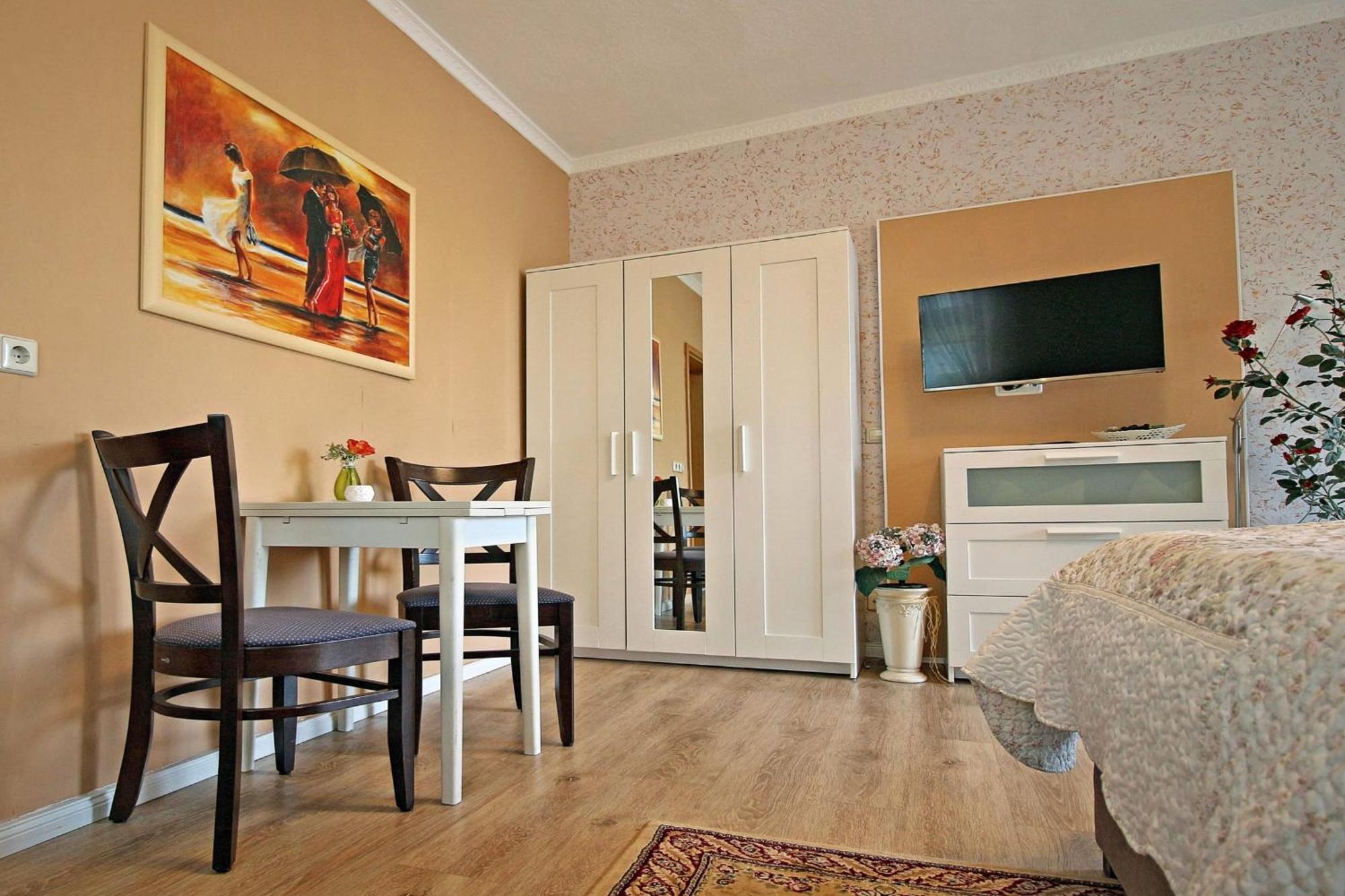 Villa Ostseelilie - Appartements Mit Balkon Und Meerblick Sassnitz Værelse billede